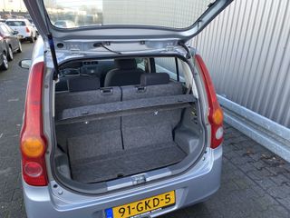 Voertuigafbeelding 12