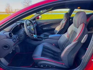 Voertuigafbeelding 6