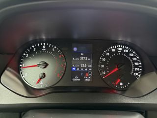 Voertuigafbeelding 12