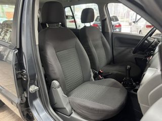 Voertuigafbeelding 16