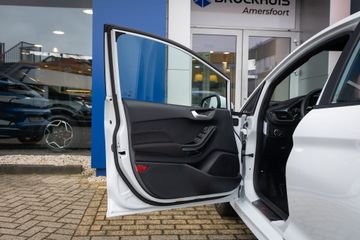 Voertuigafbeelding 16