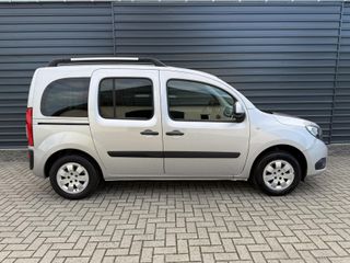 Voertuigafbeelding 6