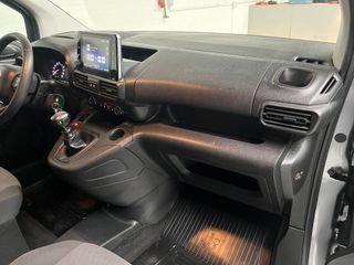 Voertuigafbeelding 38