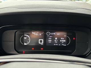 Voertuigafbeelding 9