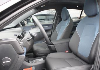 Voertuigafbeelding 3