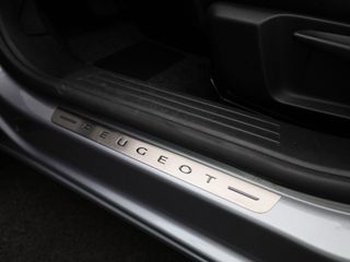 Voertuigafbeelding 28