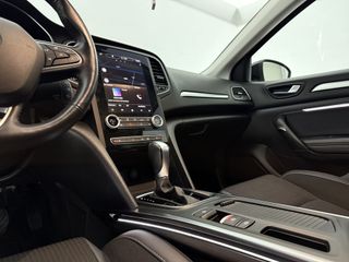 Voertuigafbeelding 13