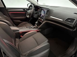 Voertuigafbeelding 37