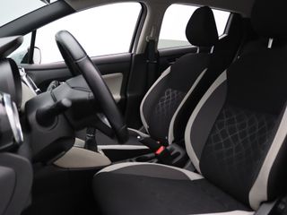 Voertuigafbeelding 4