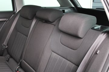 Voertuigafbeelding 12