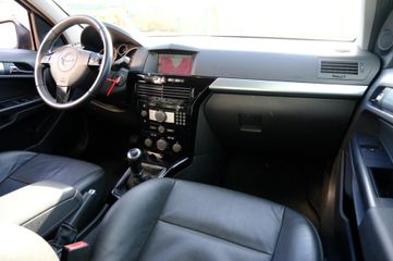 Voertuigafbeelding 4