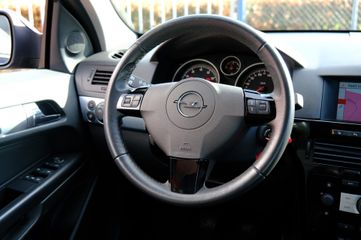 Voertuigafbeelding 5