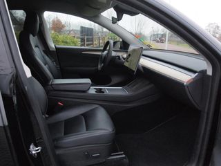 Voertuigafbeelding 11