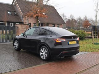 Voertuigafbeelding 7