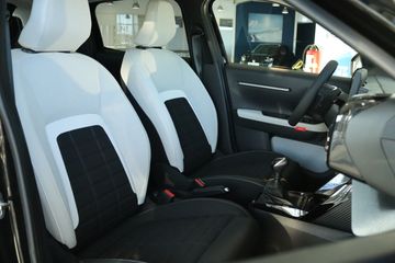 Voertuigafbeelding 2