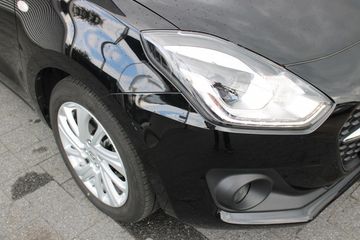 Voertuigafbeelding 12