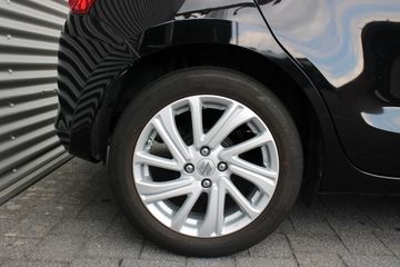 Voertuigafbeelding 14