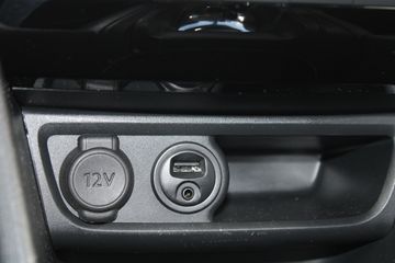 Voertuigafbeelding 15