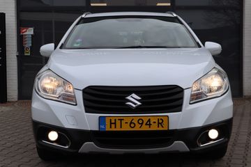 Voertuigafbeelding 4