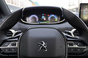 Voertuigafbeelding 16