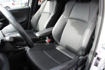 Voertuigafbeelding 9