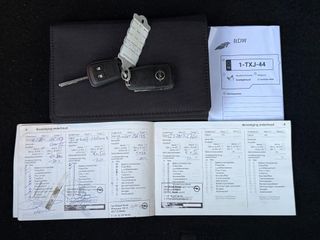 Voertuigafbeelding 9