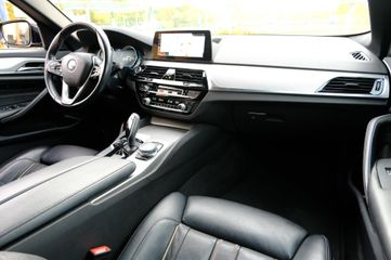 Voertuigafbeelding 4