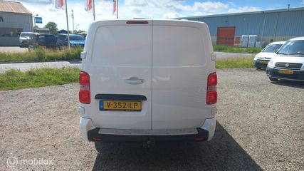 Voertuigafbeelding 3