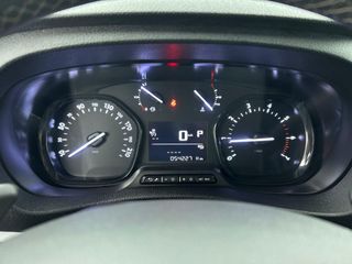 Voertuigafbeelding 14