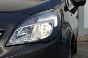 Voertuigafbeelding 11