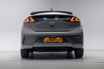 Voertuigafbeelding 38