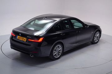 Voertuigafbeelding 12