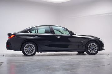 Voertuigafbeelding 38