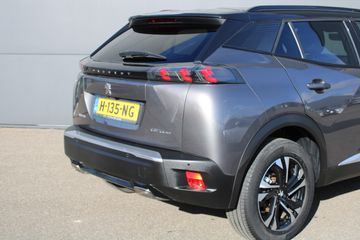 Voertuigafbeelding 8