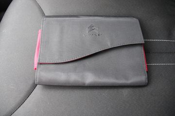 Voertuigafbeelding 19