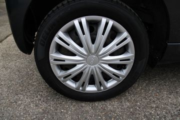 Voertuigafbeelding 9