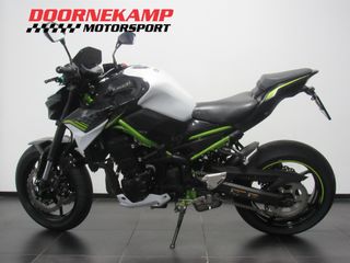 Voertuigafbeelding 3