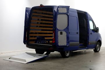 Voertuigafbeelding 2