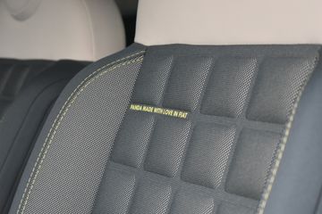 Voertuigafbeelding 9