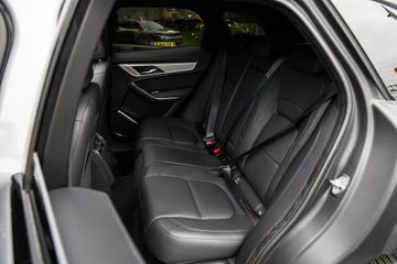 Voertuigafbeelding 8