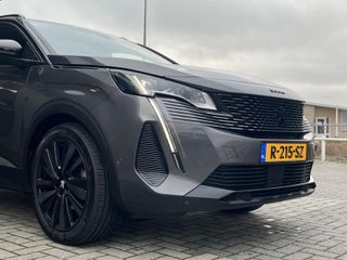 Voertuigafbeelding 12