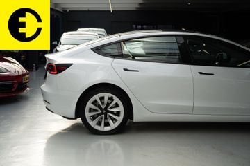 Voertuigafbeelding 42