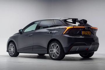 Voertuigafbeelding 2