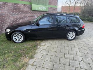 Voertuigafbeelding 3