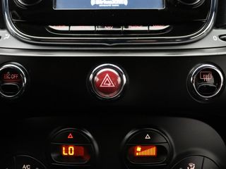 Voertuigafbeelding 15