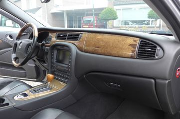 Voertuigafbeelding 15