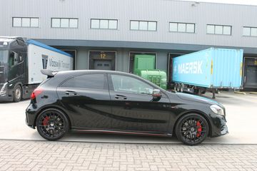 Voertuigafbeelding 4