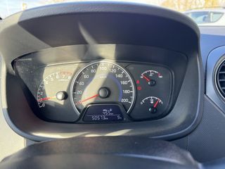 Voertuigafbeelding 6