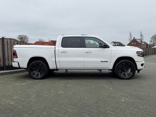 Voertuigafbeelding 7