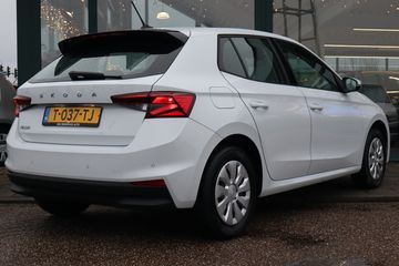 Voertuigafbeelding 6